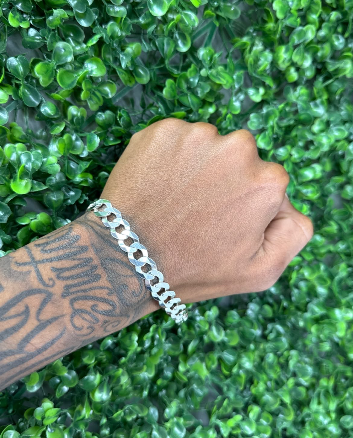 Pulseira 9mm Grumet Prata 925 detalhe no pulso - Ory Pratas
